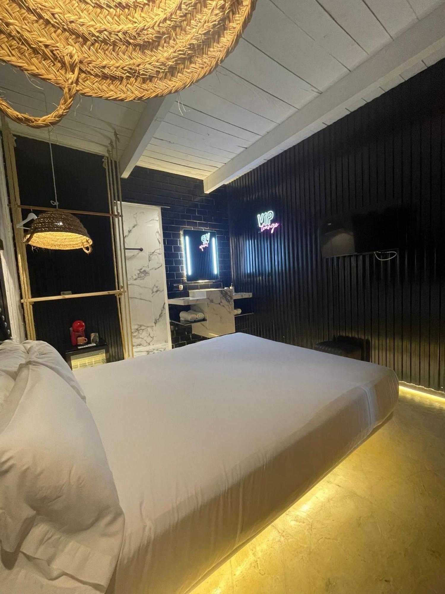 OM Hotels Sant Francesc de s'Estany Buitenkant foto